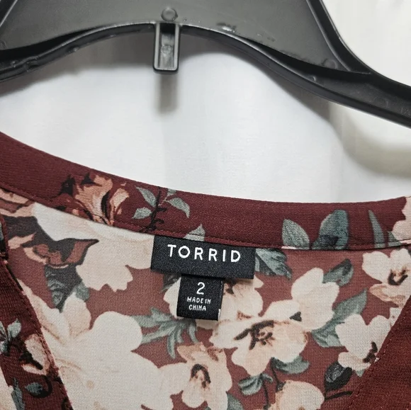 Torrid Plus Size High Low Sheer Button Down Babydoll Floral Tunic Top! - Picture 2 of 5